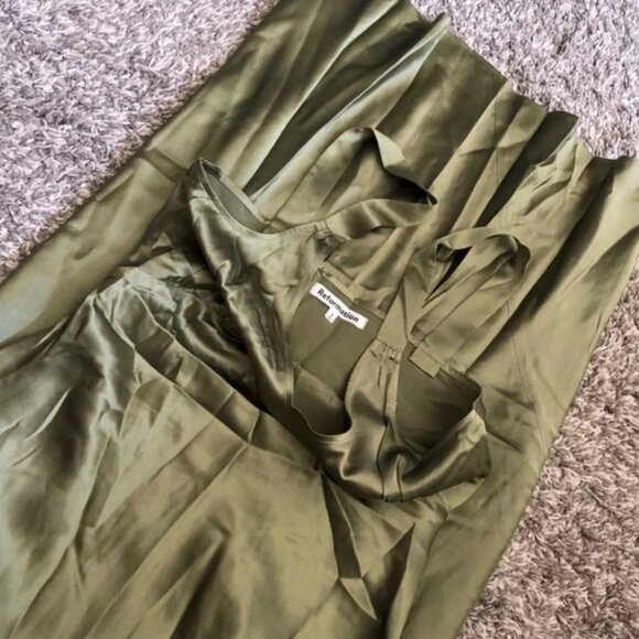 BEST Reformation Daytona Midi Dress Medium Artichoke Green Wedding Silk Slip - Picture 6 of 10